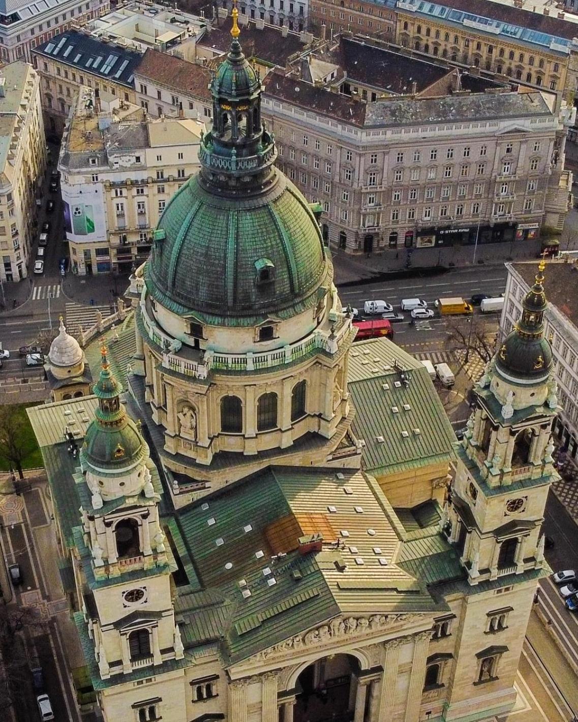 U Home Central Budapeste Exterior foto
